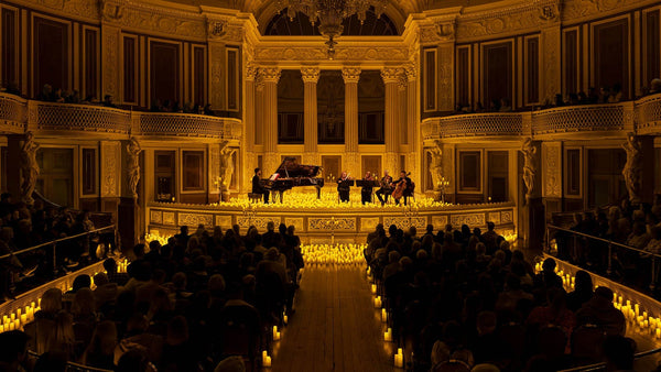 CANDLELIGHT