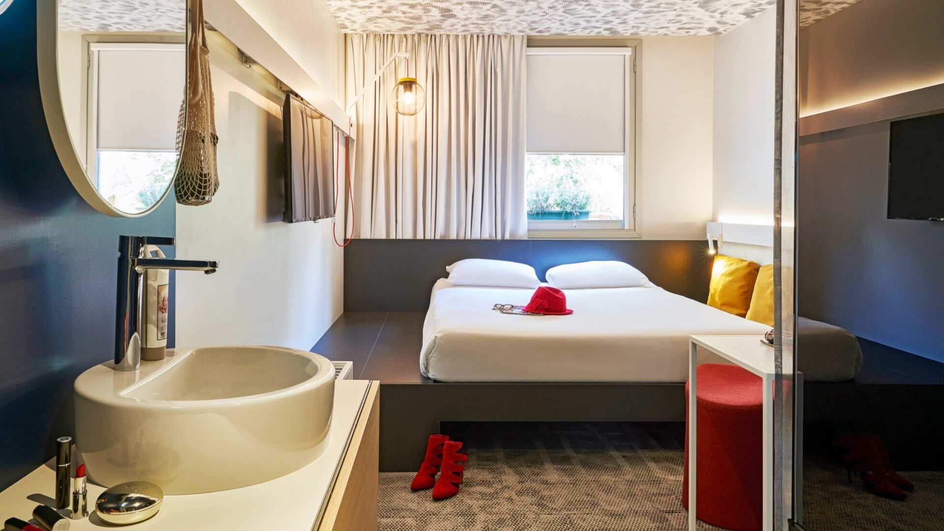 IBIS STYLES