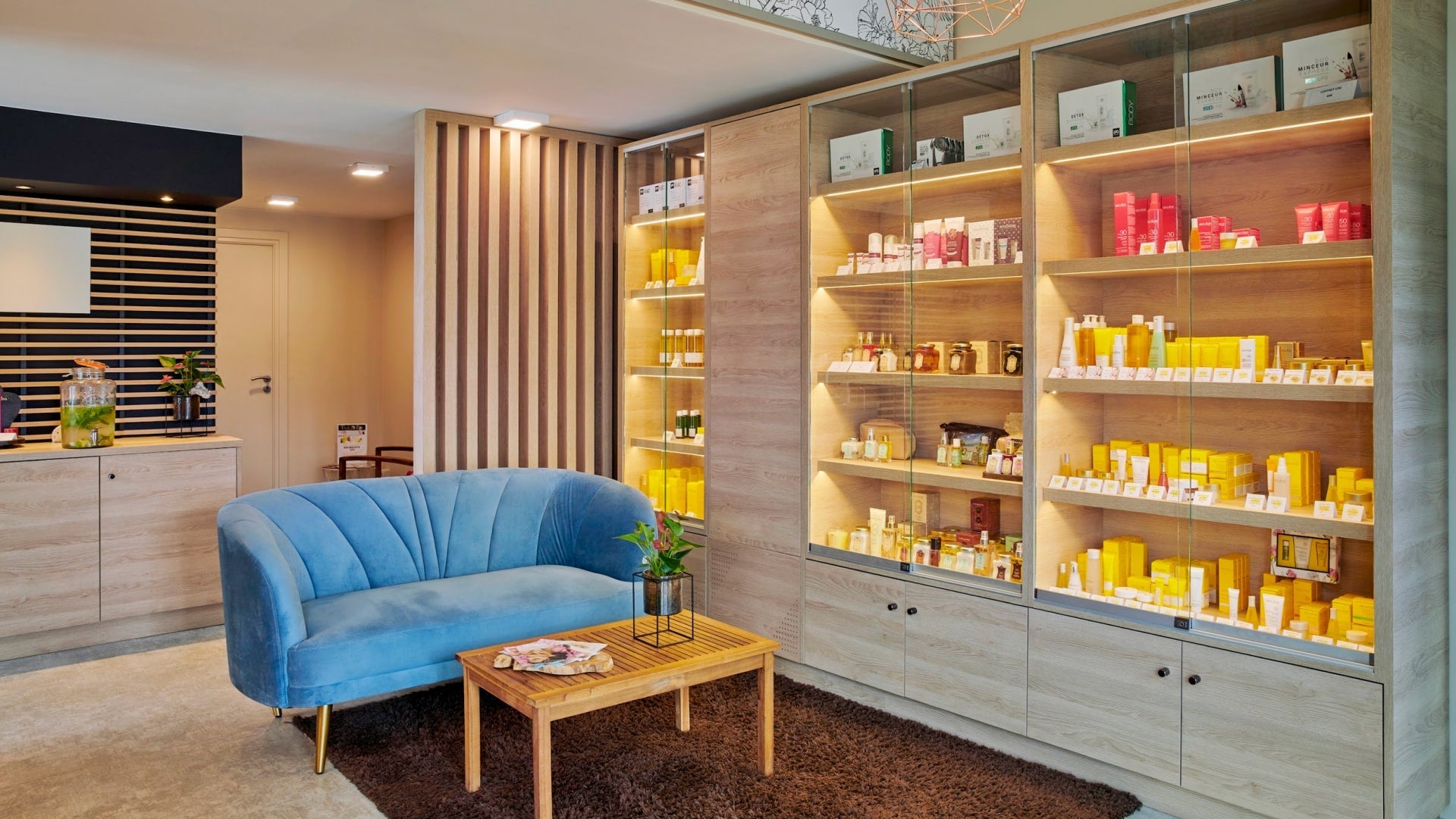 NOVOTEL
