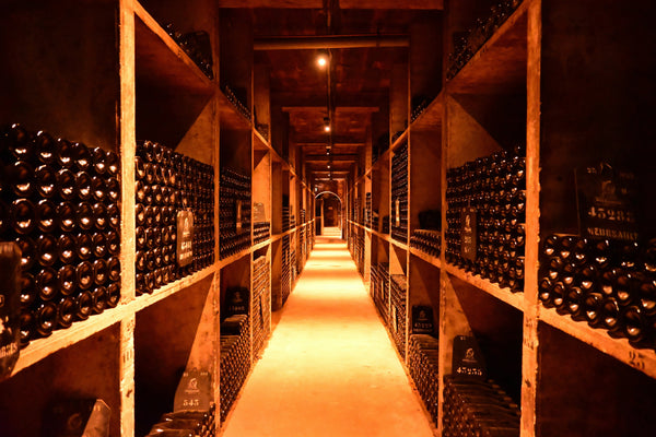 WINE O'CLOCK