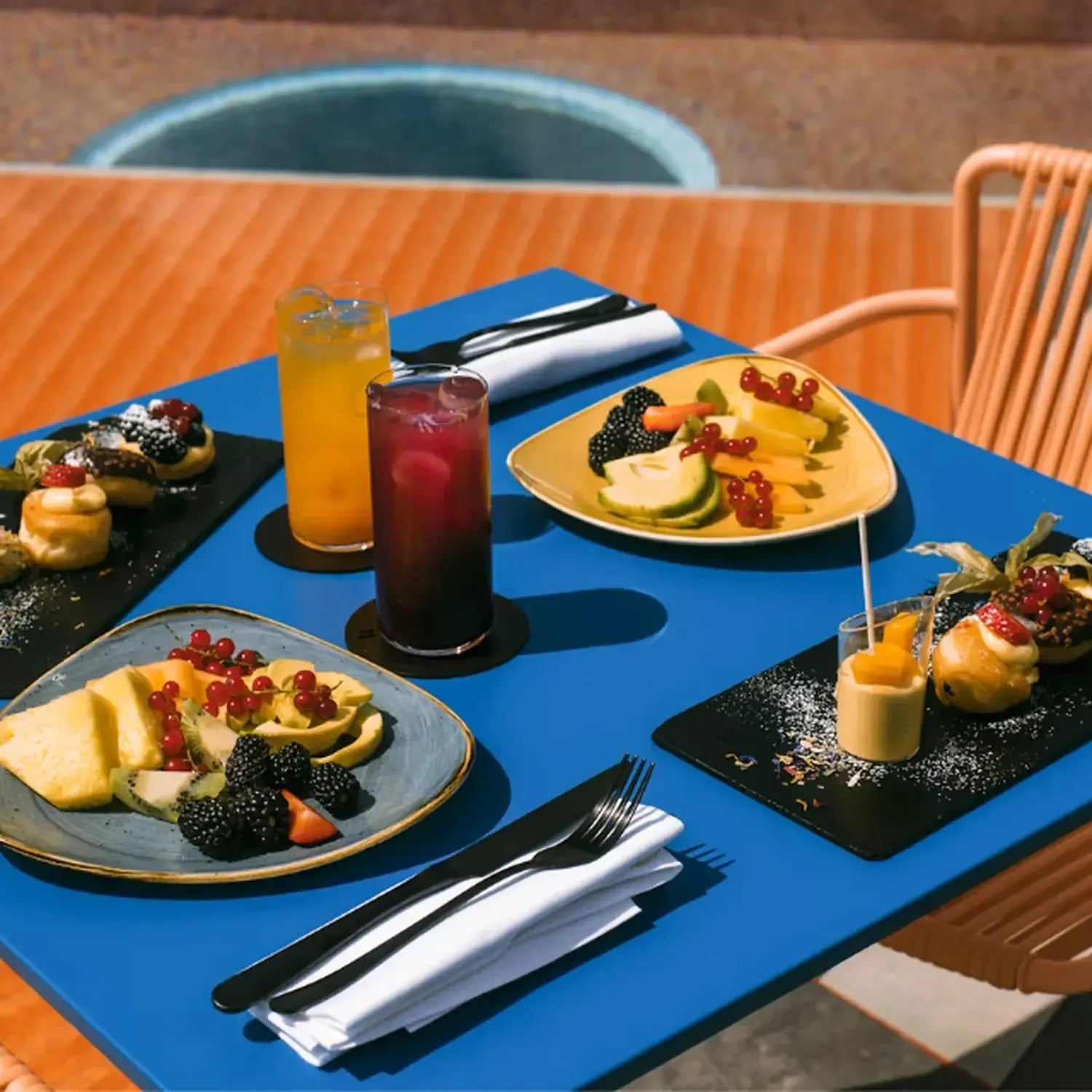 Cofanetto regalo: Milano d’estate: aperitivi e cene all’aperto 200€