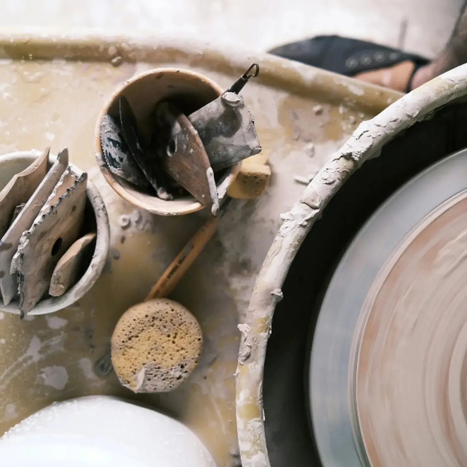 Coffret cadeau : Atelier poterie et céramique 150€