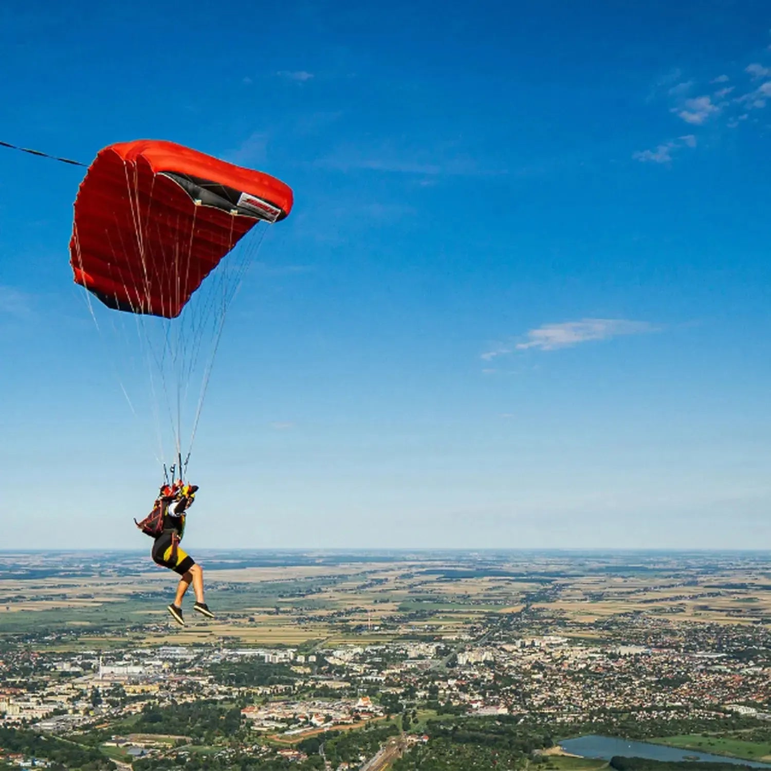 Coffret cadeau : Saut en parachute près de Paris 250€