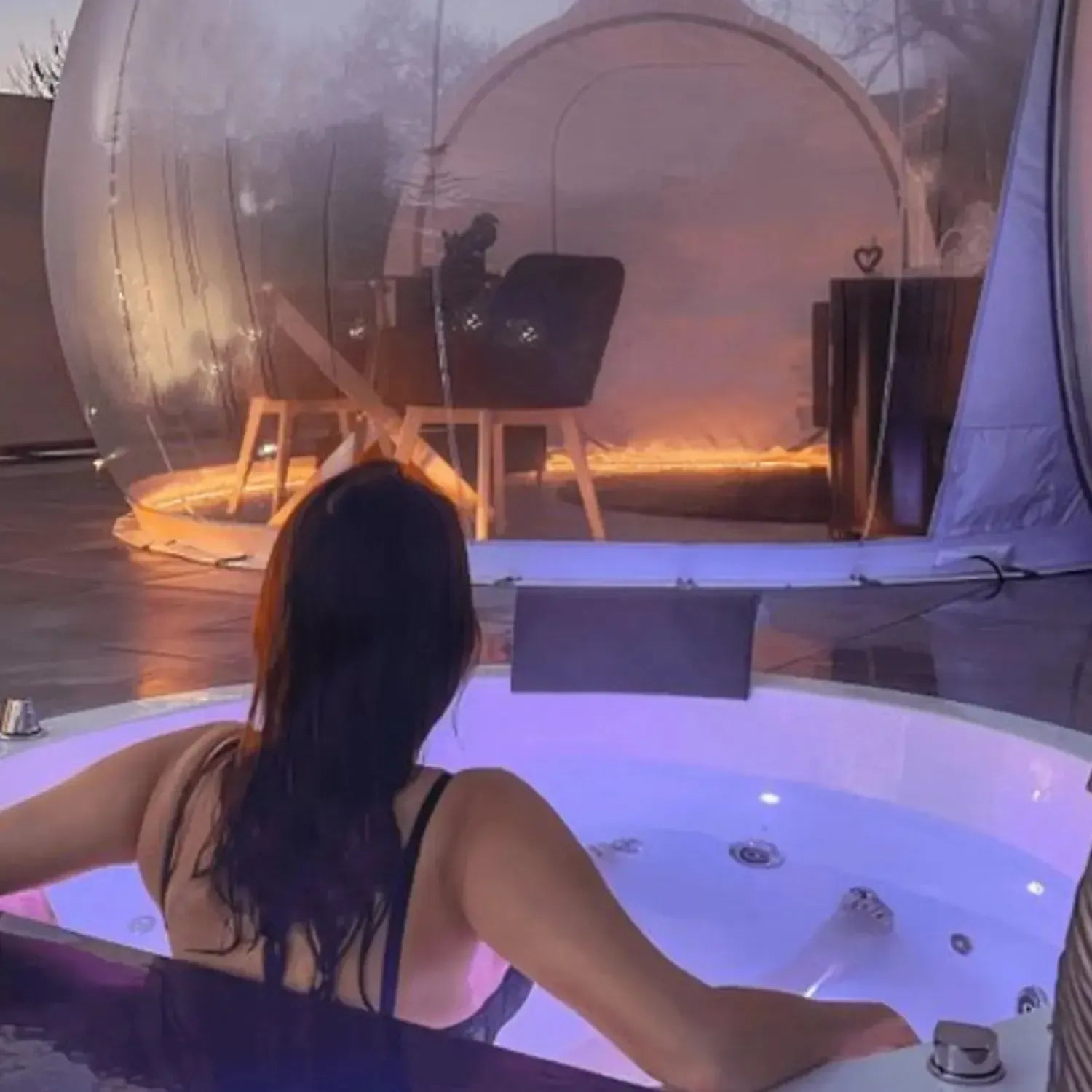 Coffret cadeau : Séjour romantique avec jacuzzi 200 €